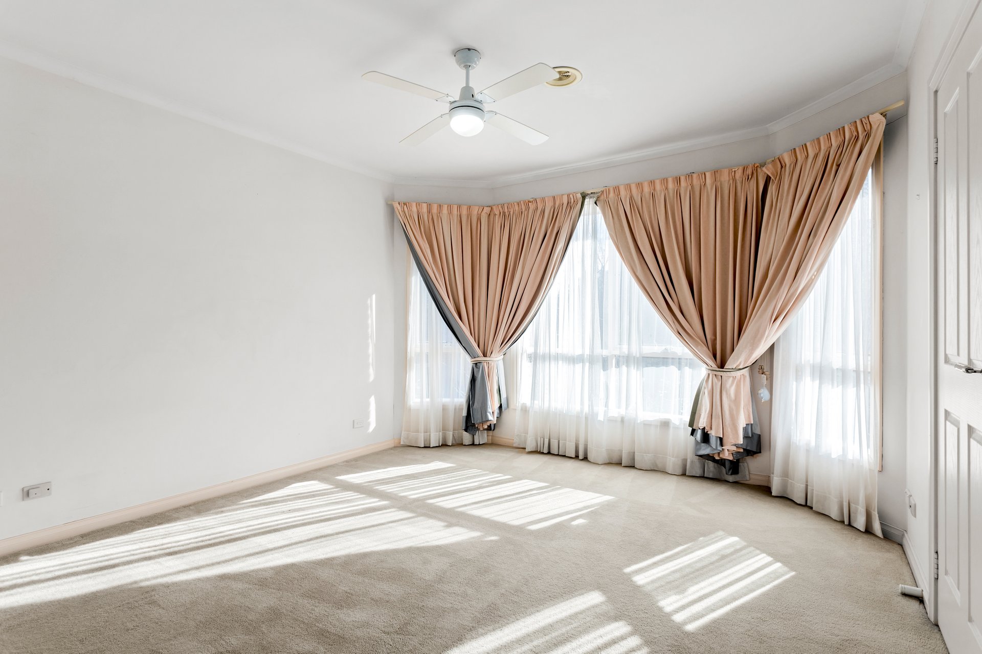 Property Gallery Thumbnail 4