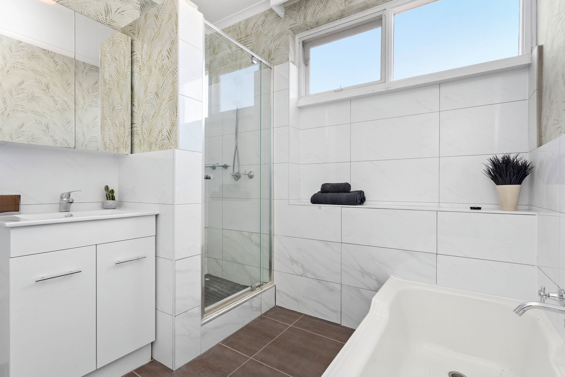 Property Gallery Thumbnail 8