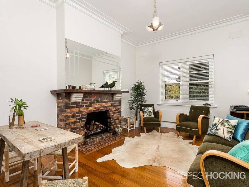 7/15 Cowderoy Street, St Kilda West image 2