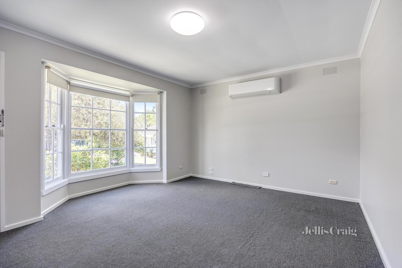 7/15 Wickham Avenue, Forest Hill image 2