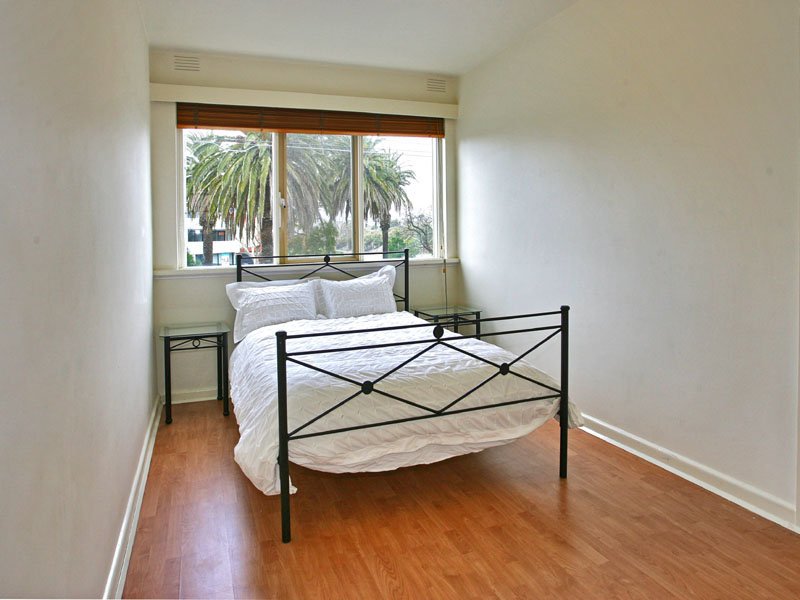 7/151 Glenhuntly Road, Elwood image 5