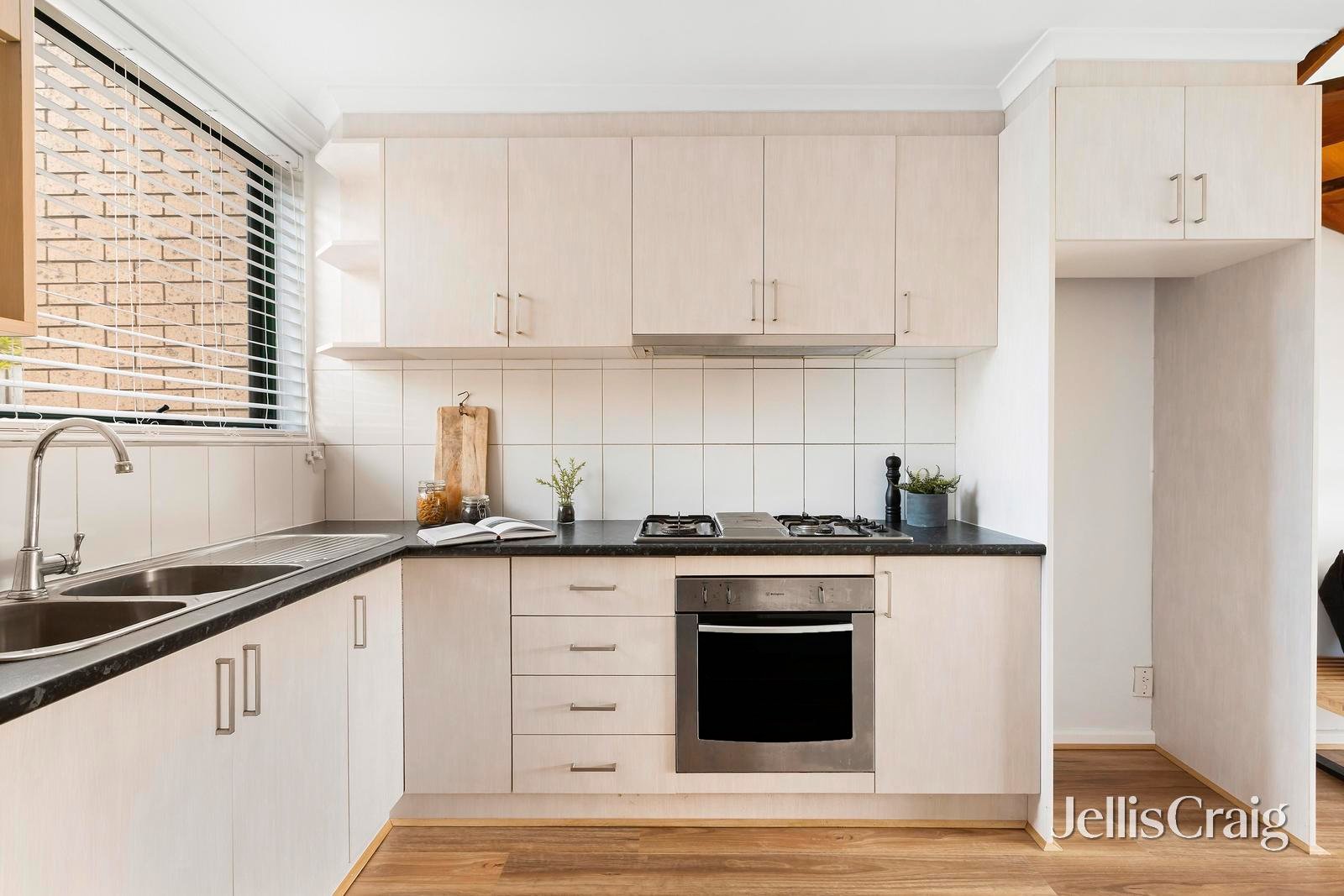 7/156-160 Ascot Vale Road, Flemington image 3