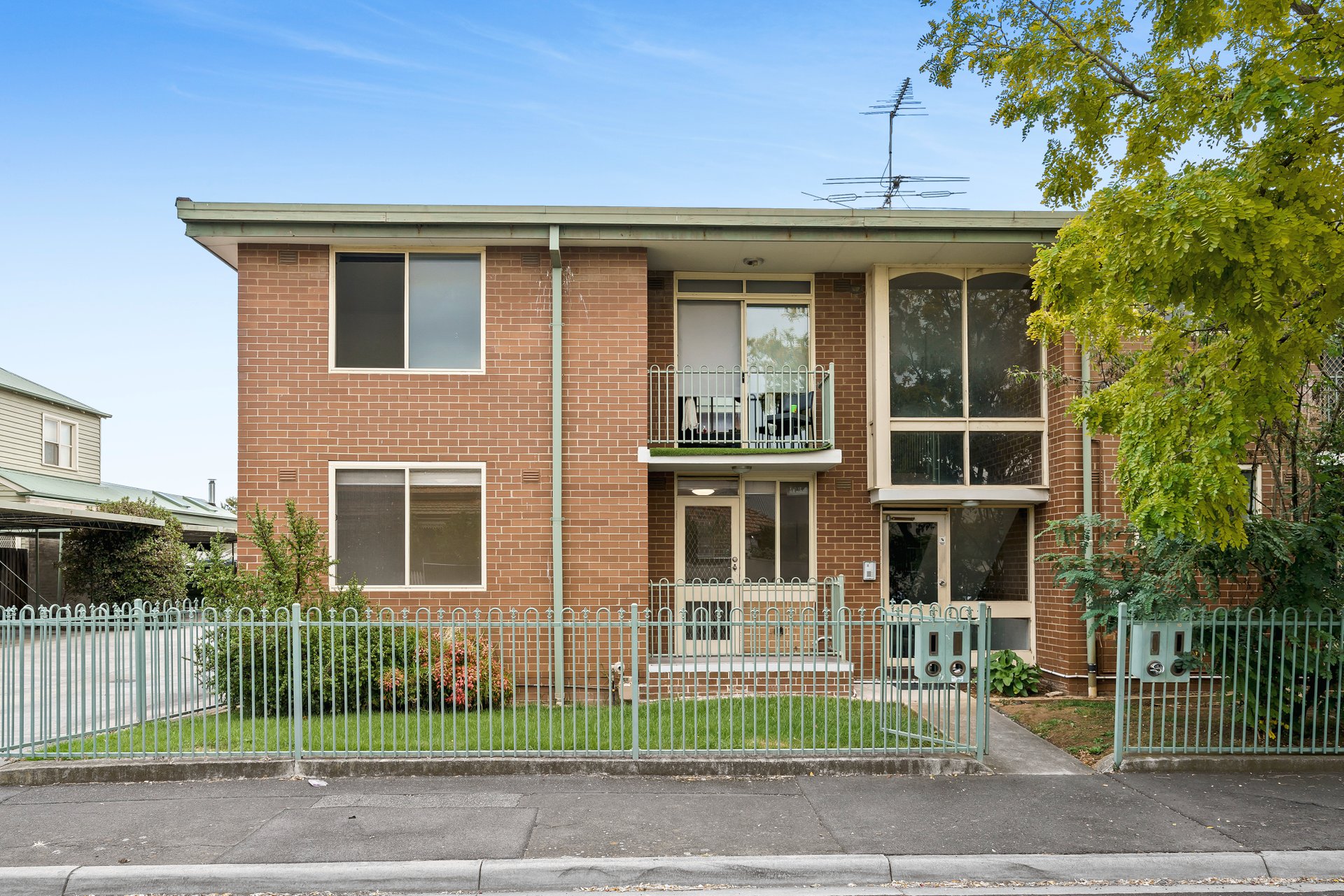 Property Gallery Thumbnail 7