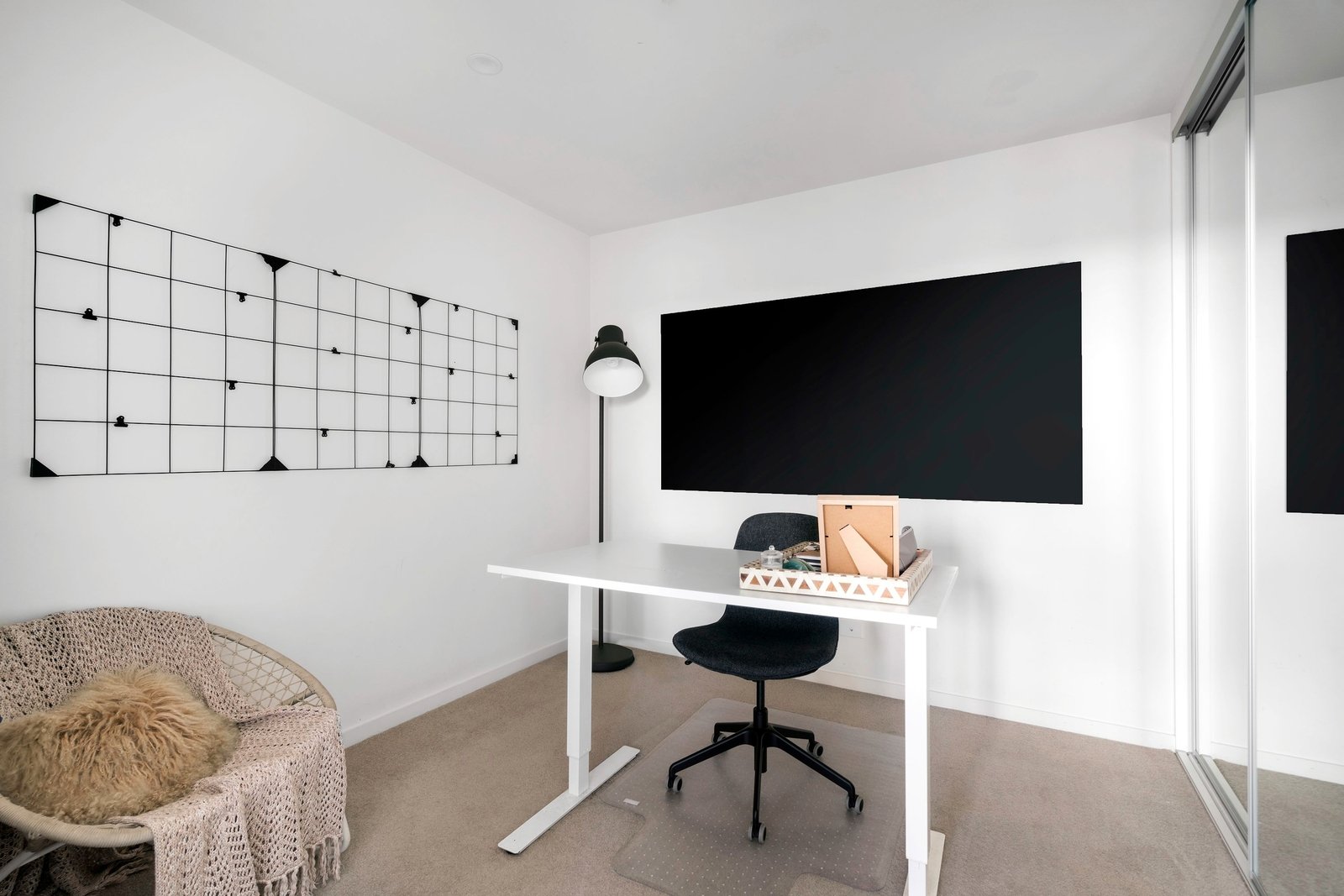 Property Gallery Thumbnail 9