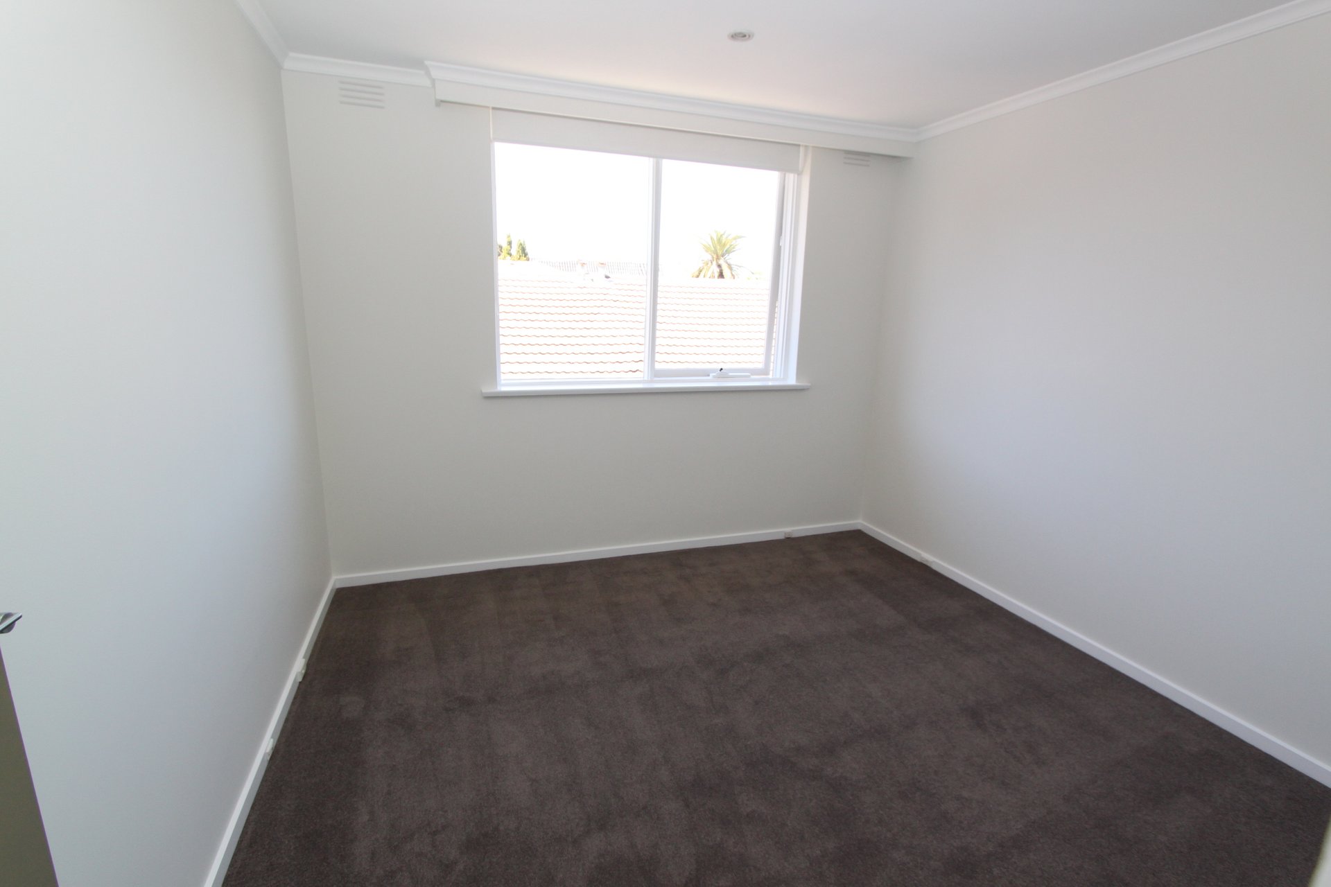 Property Gallery Thumbnail 6