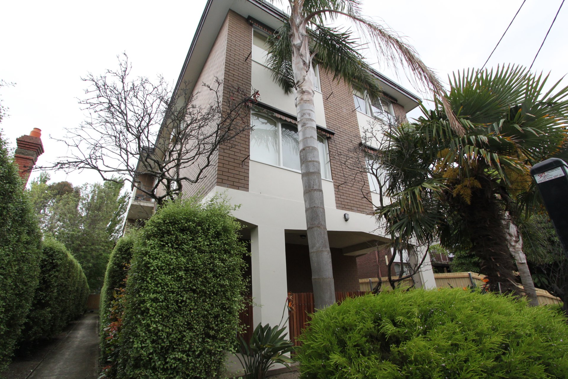 Property Gallery Thumbnail 9