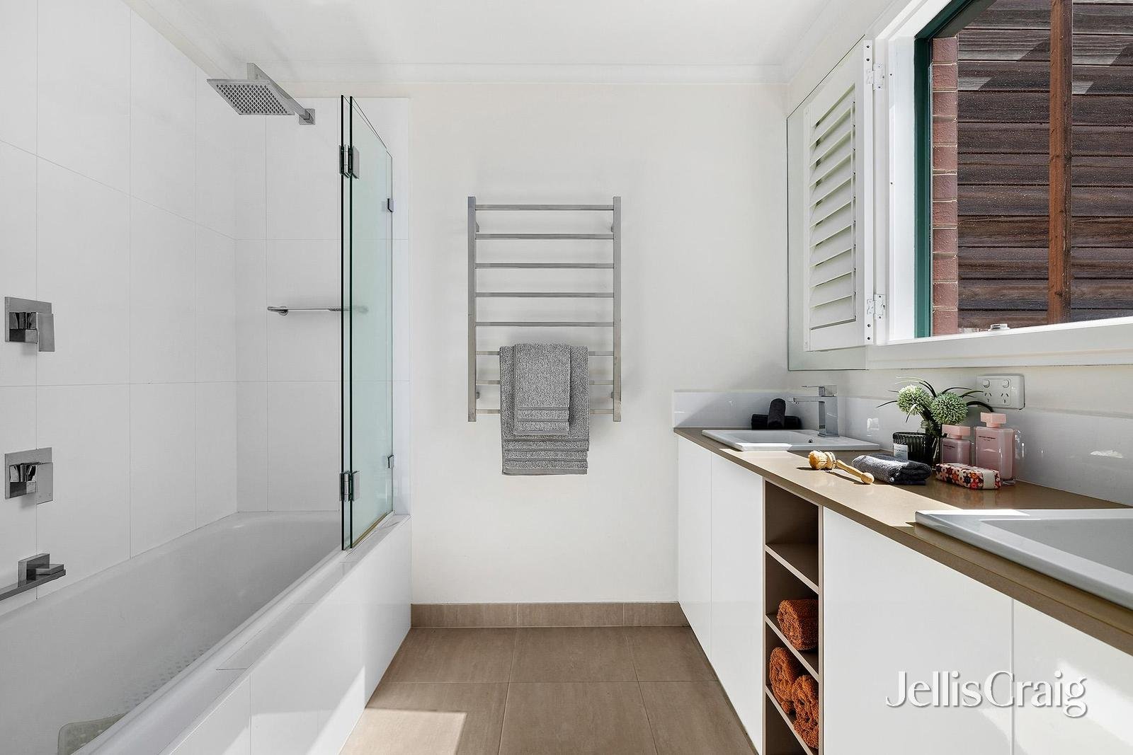 7/16 Grace Court, Kew image 6