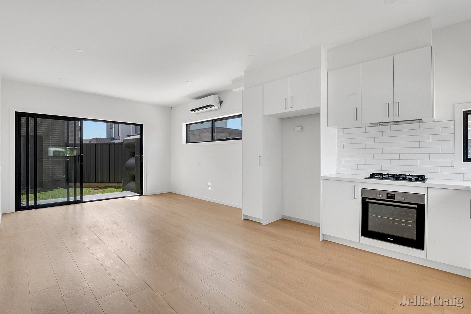 7/16 Mikado Street, Hadfield image 3