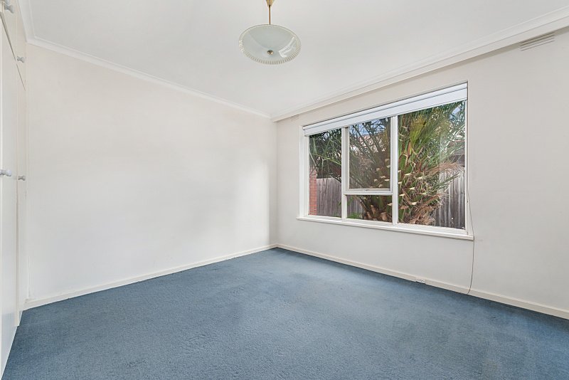 7 / 16 Royal Avenue GLEN HUNTLY, VIC 3163