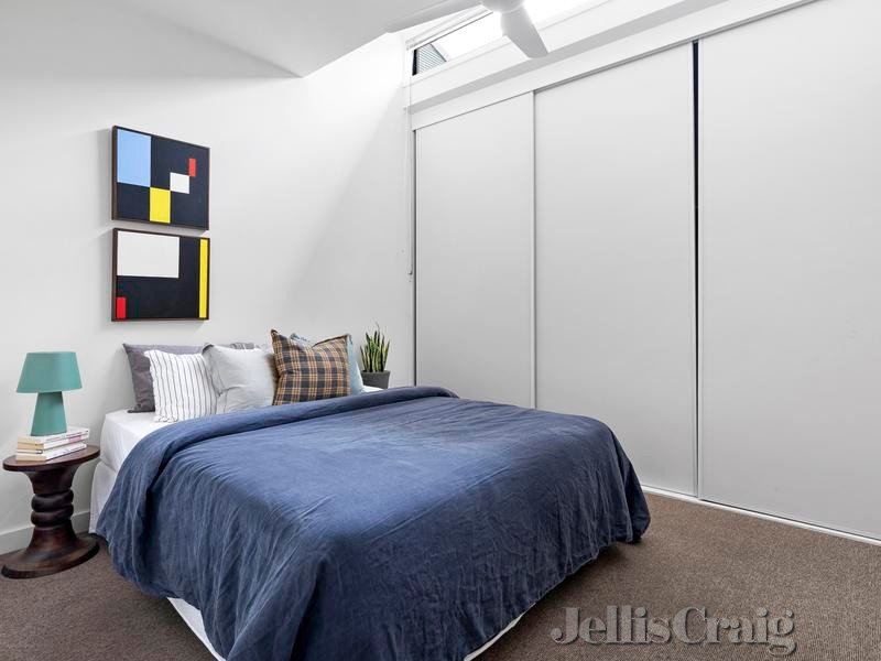 7/160 Easey Street, Collingwood image 8