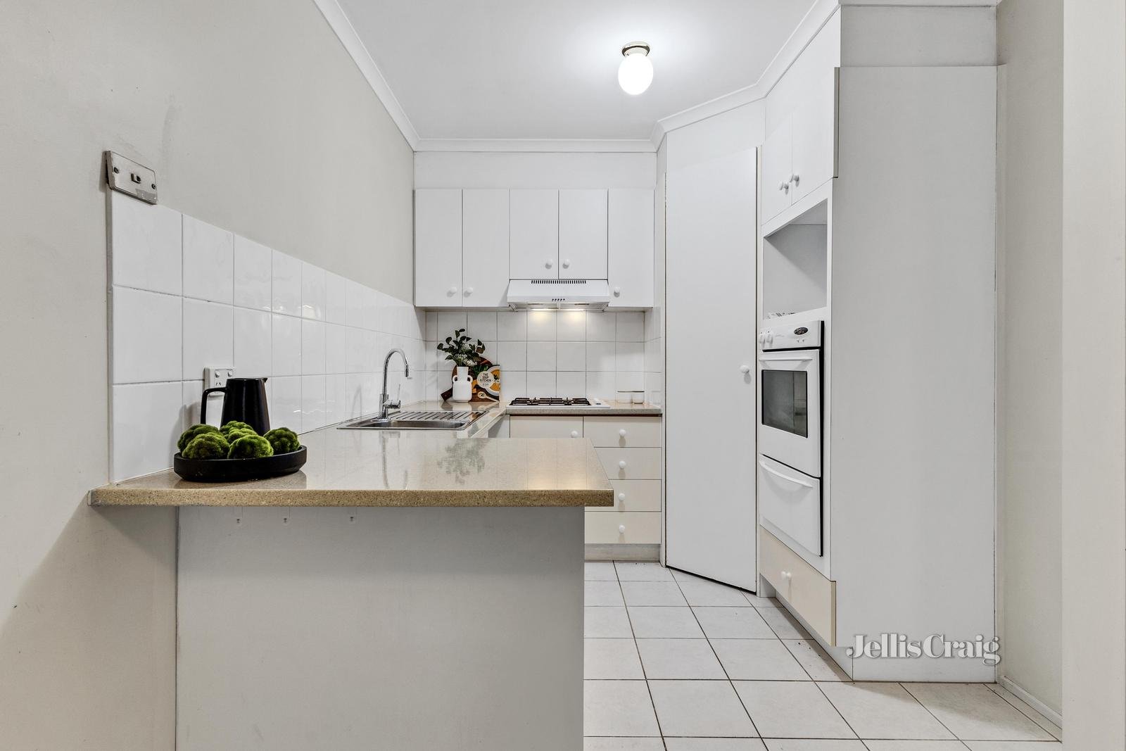 7/17 Cypress Grove, Dandenong North image 3