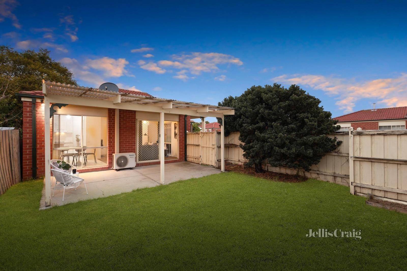 7/17 Cypress Grove, Dandenong North image 8
