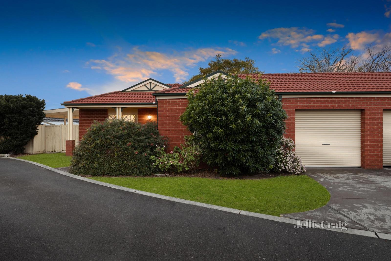 7/17 Cypress Grove, Dandenong North image 9