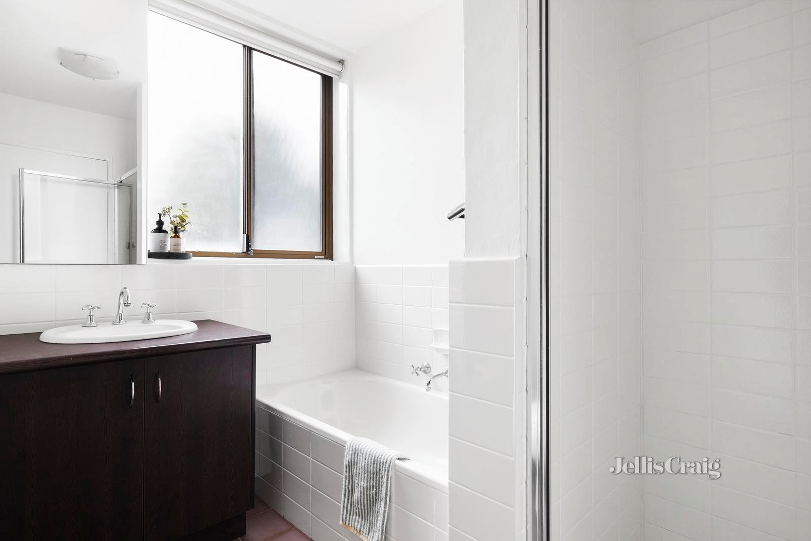 7/170 High Street, Northcote image 8