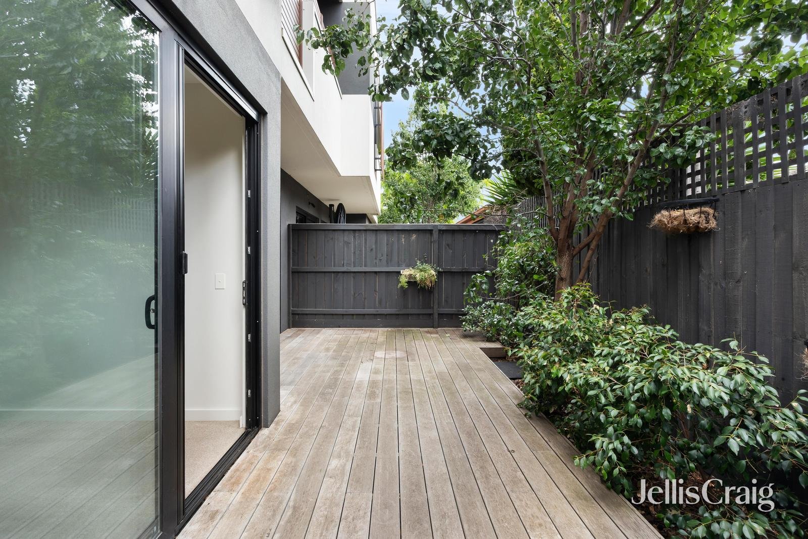 7/18 Hamilton Street, Bentleigh image 11