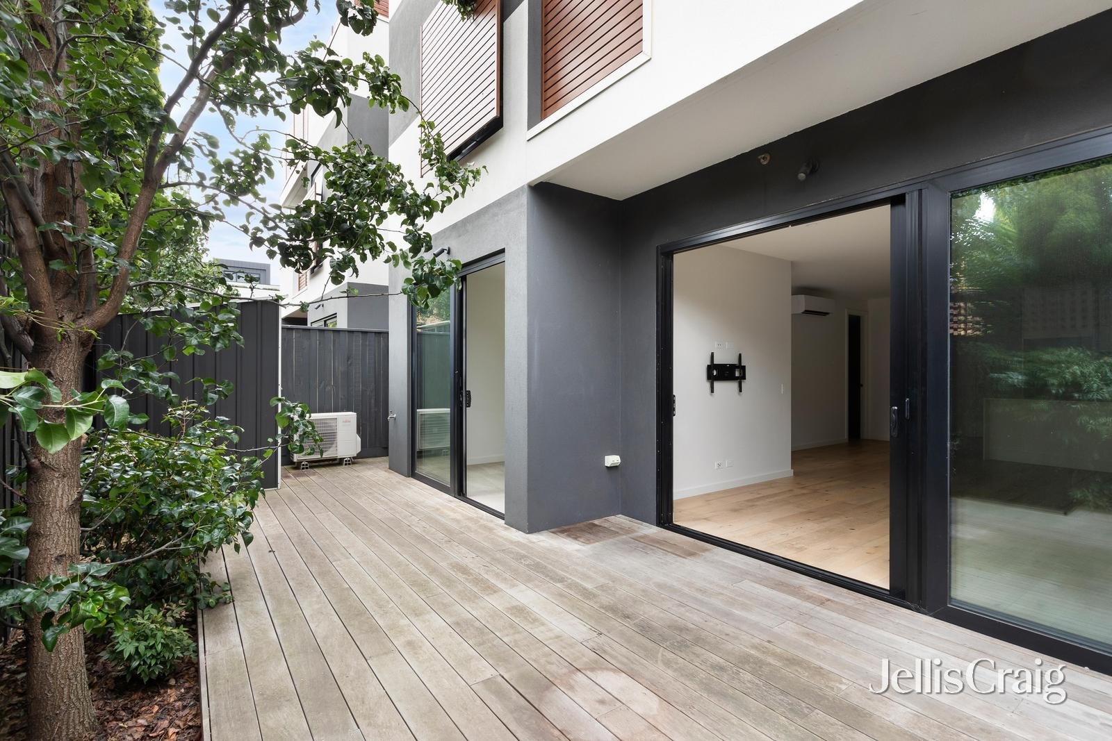 7/18 Hamilton Street, Bentleigh image 12