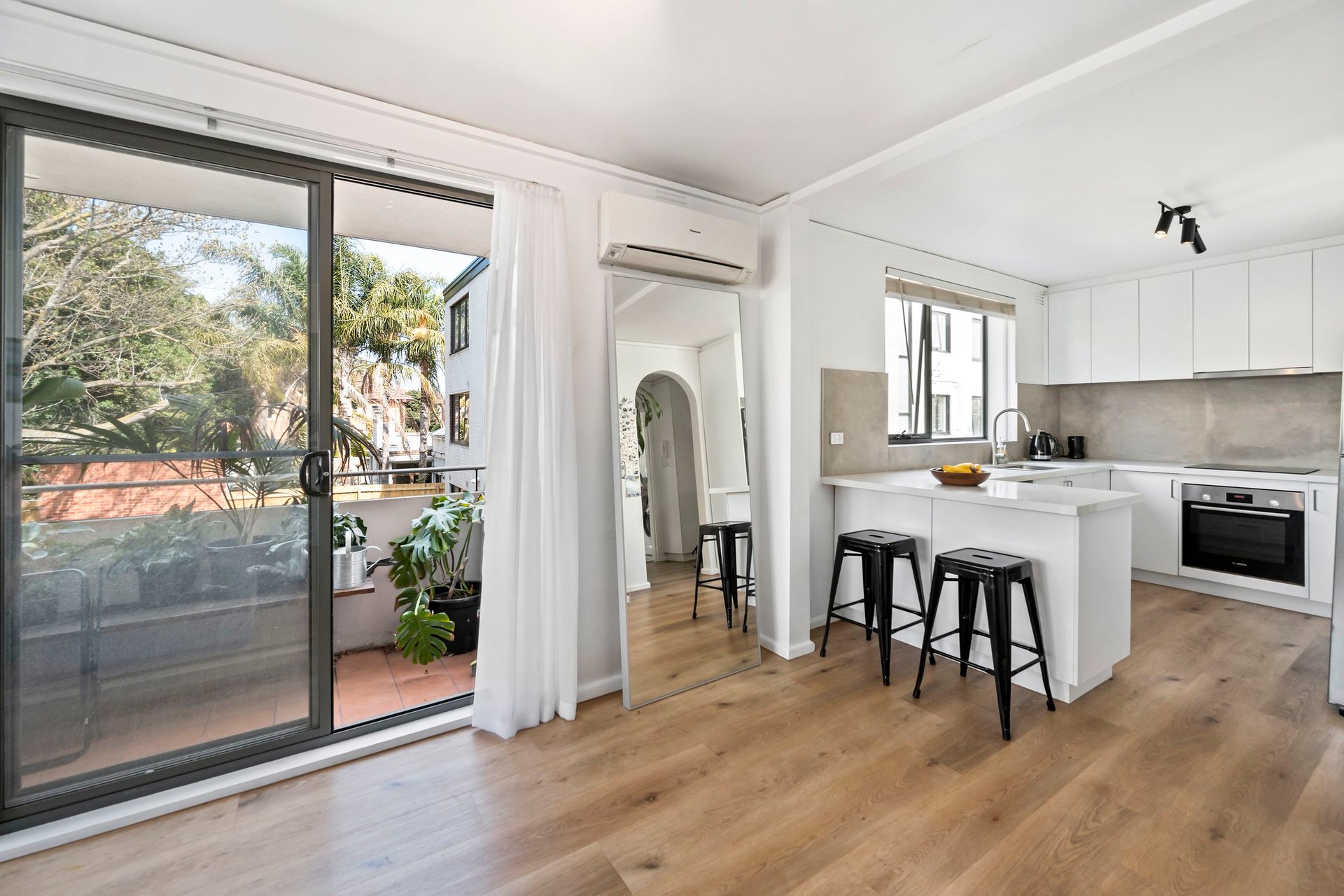 Property Gallery - Main Image