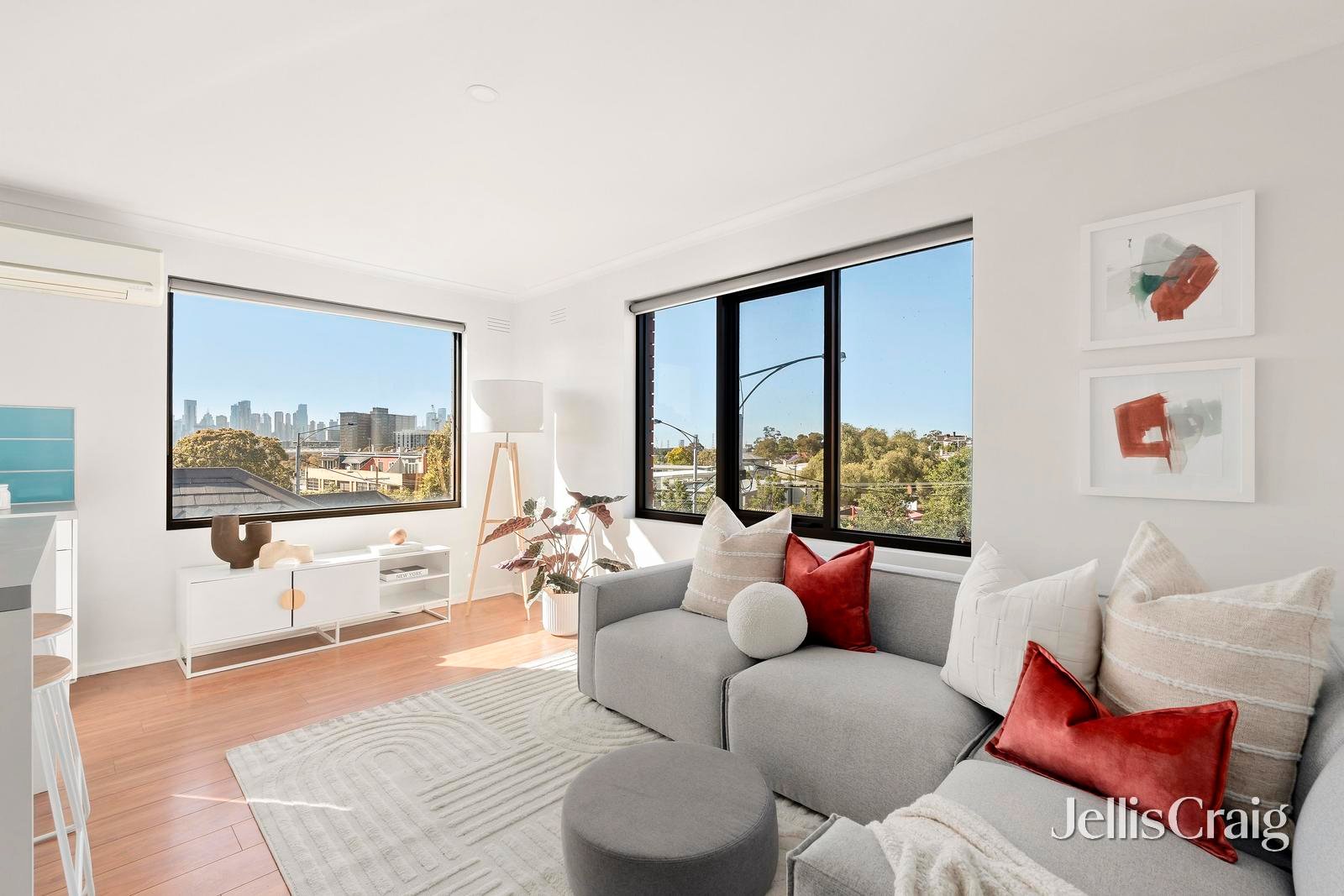 7/182 Mt Alexander Road, Travancore image 1