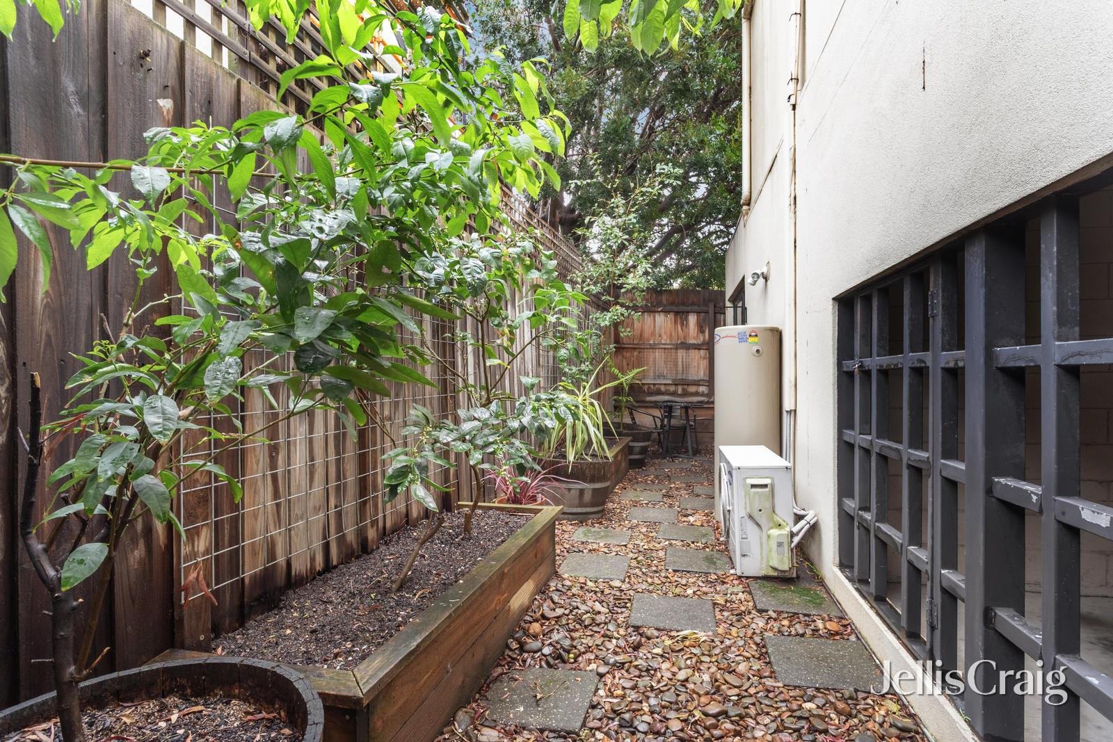 7/197 Inkerman Street, St Kilda image 6