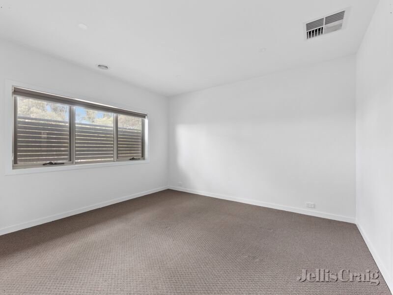 7/198 Sherbourne Road, Eltham image 5