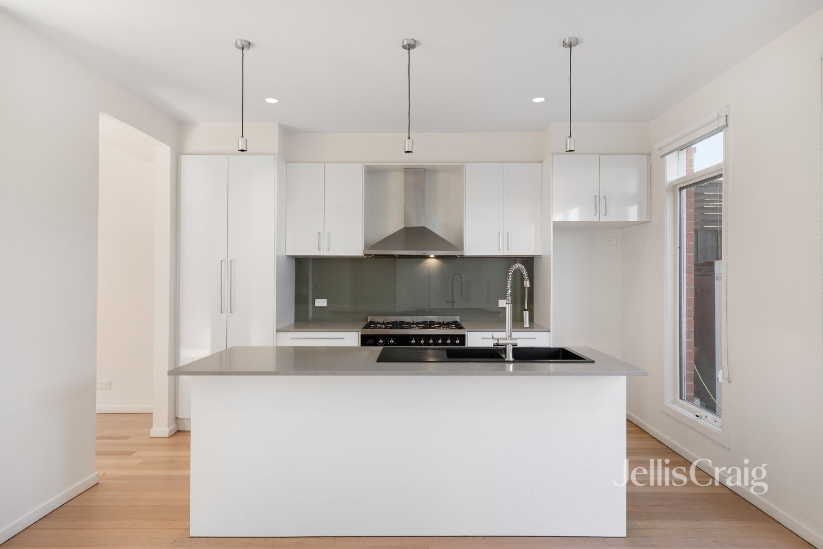 71A Queen Street, Reservoir image 2