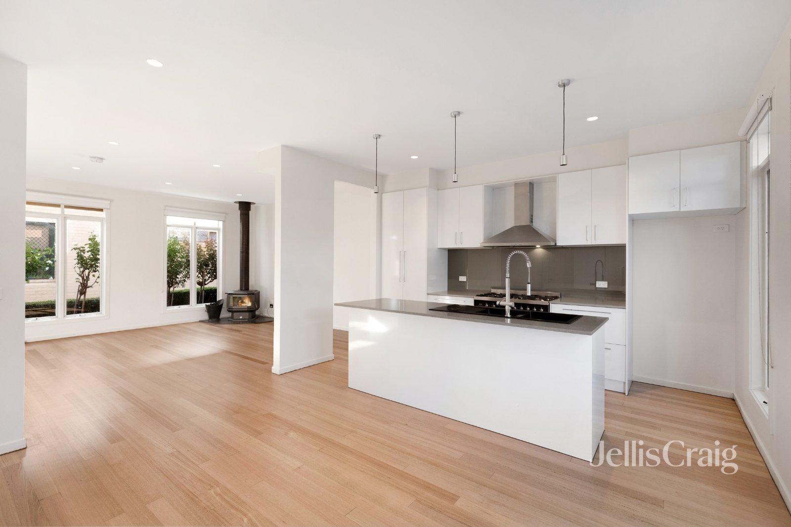 71A Queen Street, Reservoir image 4