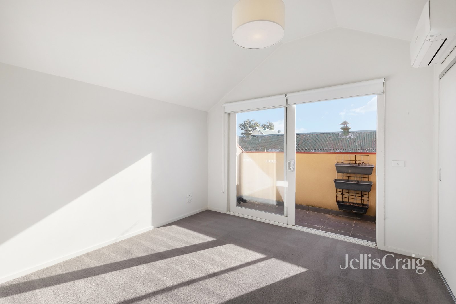 71A Queen Street, Reservoir image 6