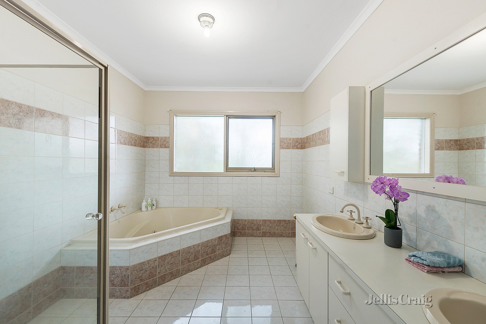 71A St Clems Road, Doncaster East image 7