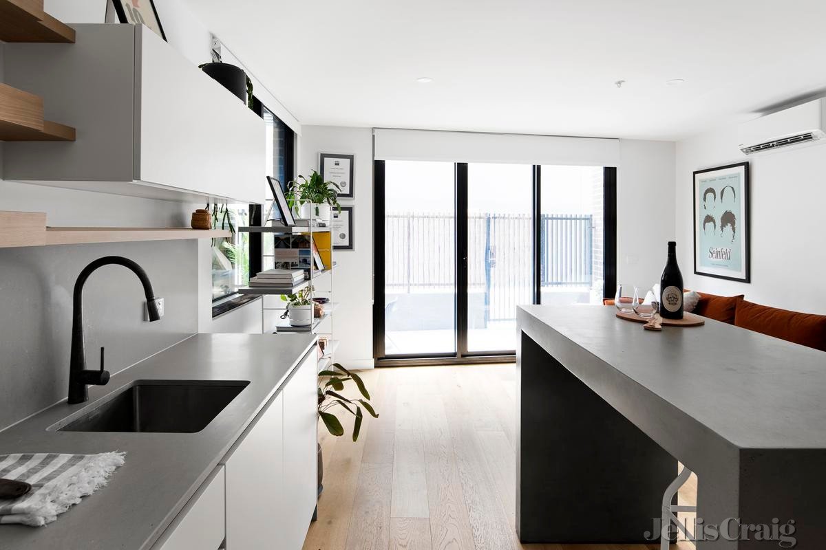 7/2-6 McCutcheon Street, Northcote image 3