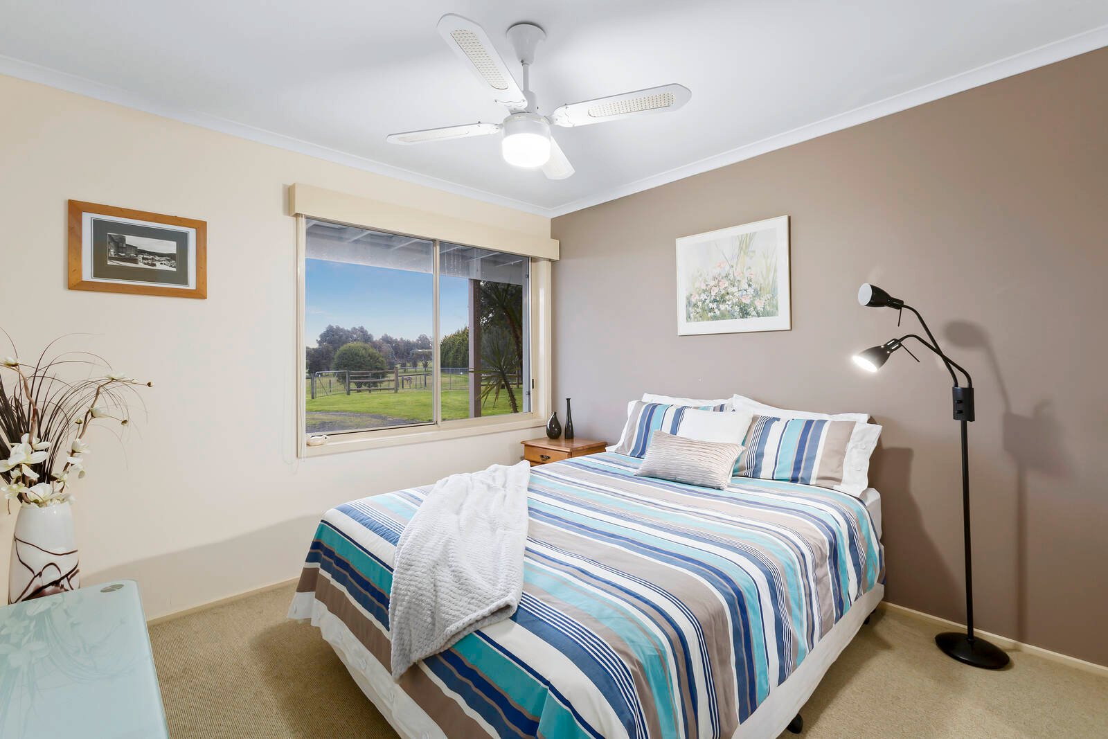 Property Gallery Thumbnail 12