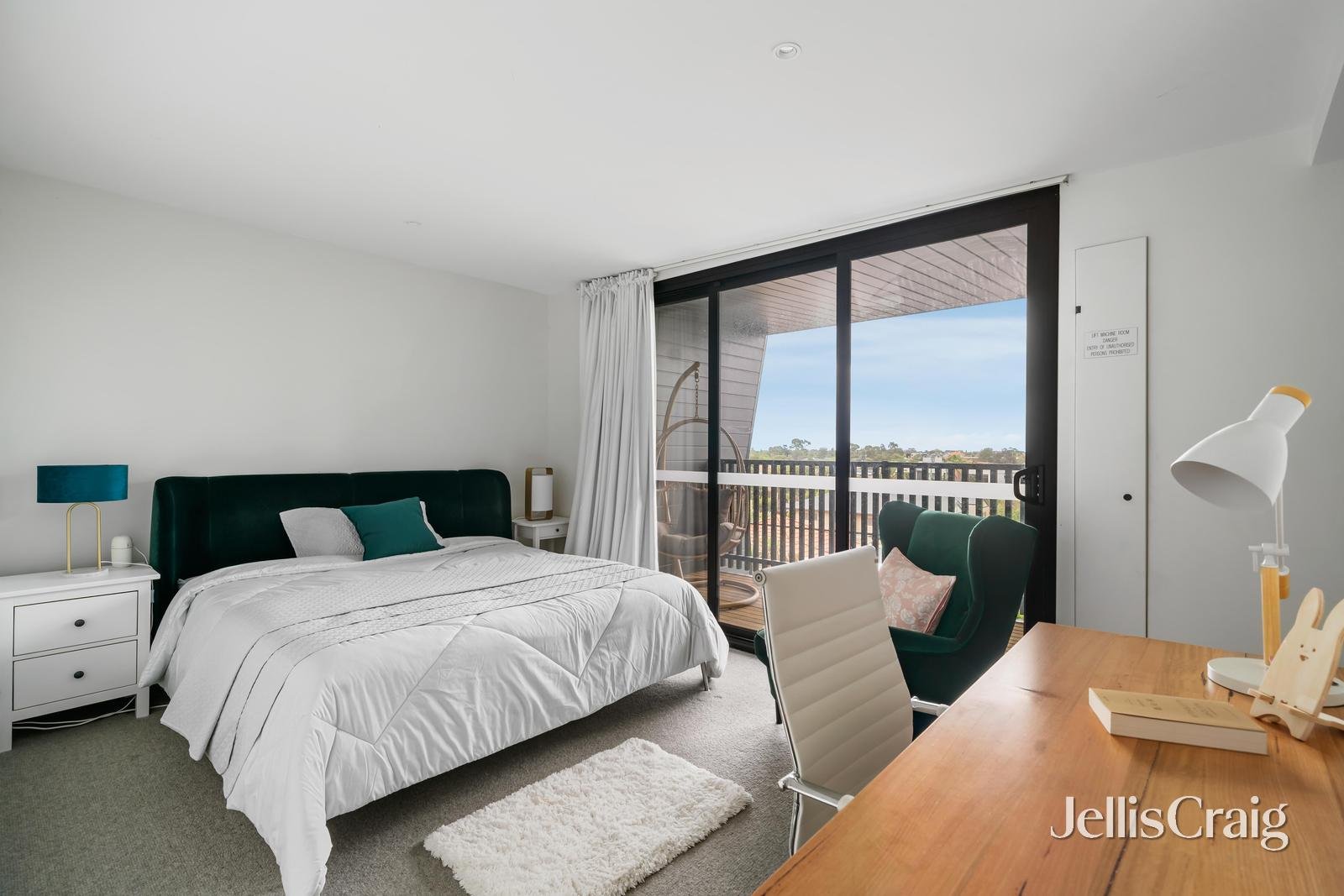 72 Bent Street, Mckinnon image 6