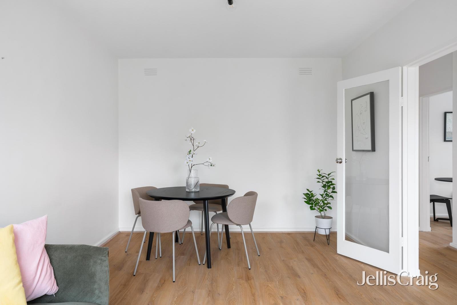 7/2 Brook Street, Hawthorn image 5