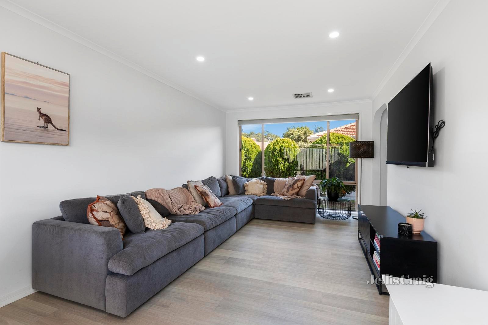 7/2 Cunningham Place, Oakleigh South image 3