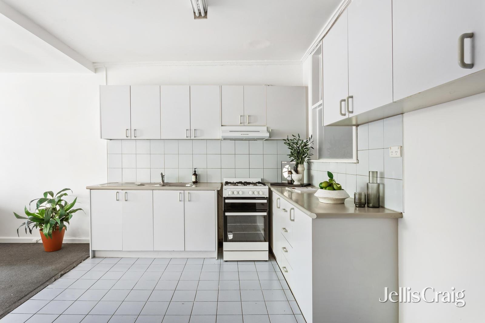 72 Docker Street, Richmond image 4