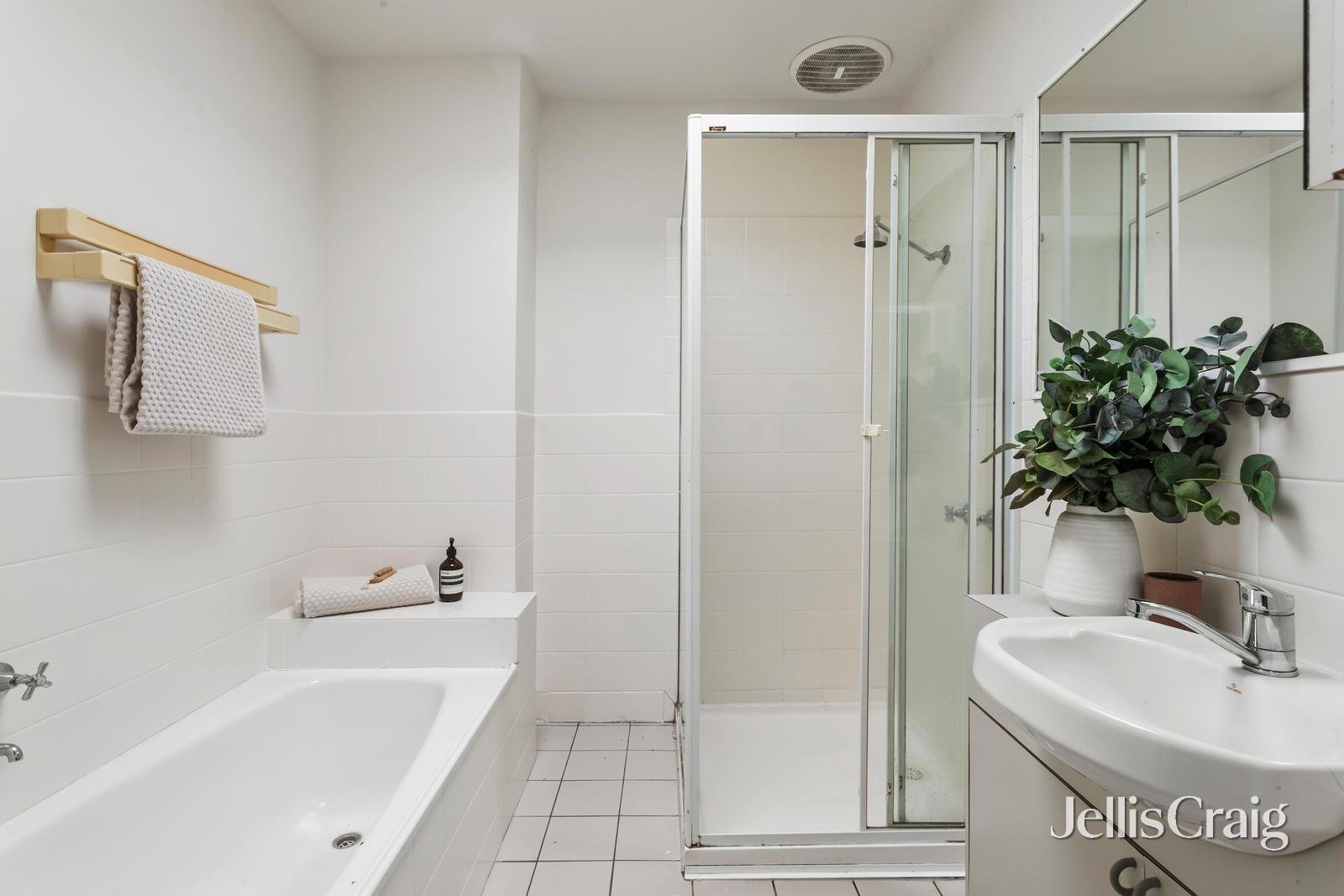 72 Docker Street, Richmond image 10