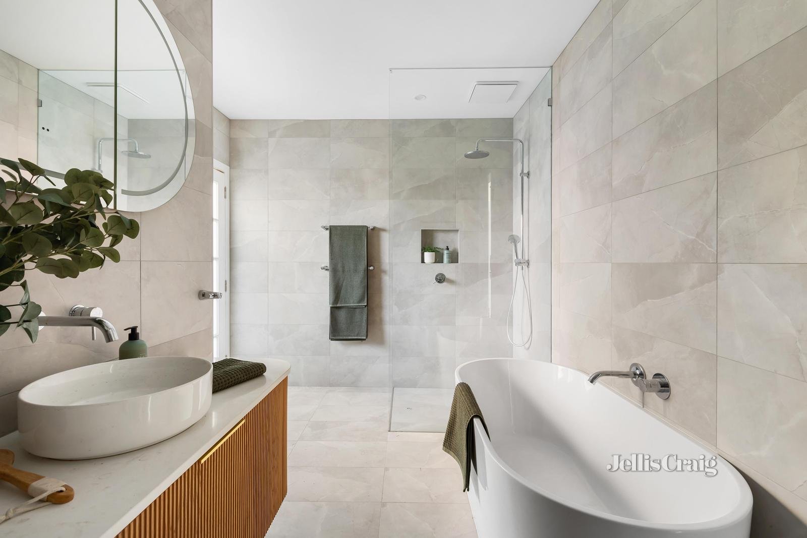 7/2 Elizabeth Crescent, Carnegie image 6