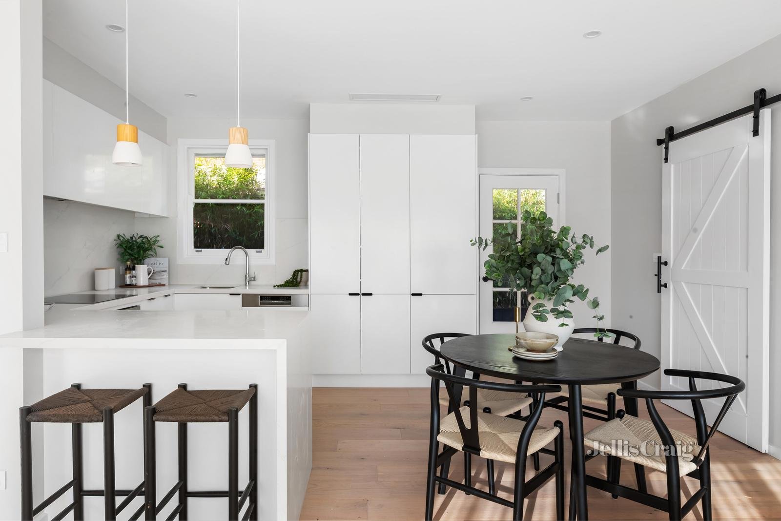 7/2 Elizabeth Crescent, Carnegie image 10
