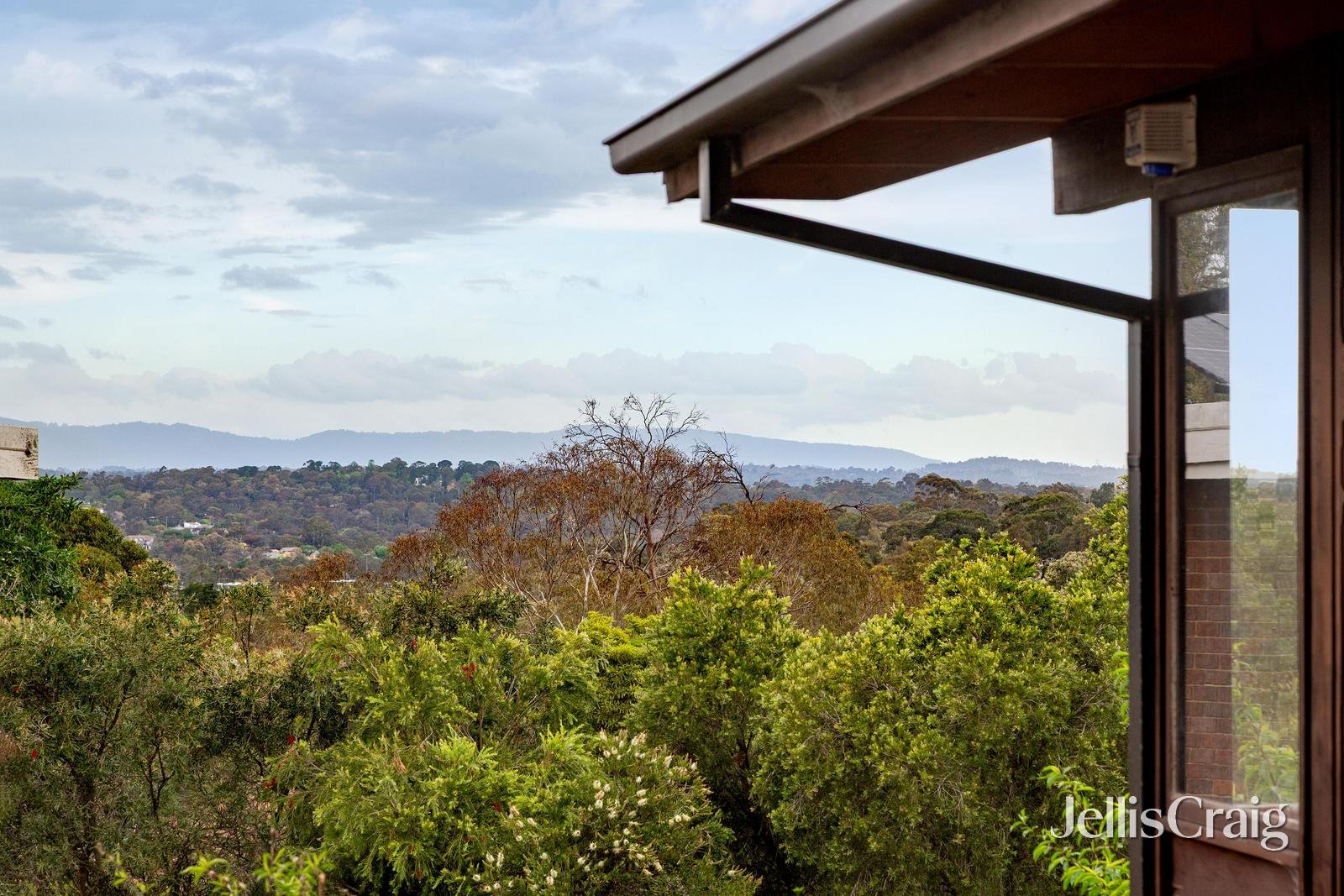 72 Fernside Avenue, Briar&nbsp;Hill image 2
