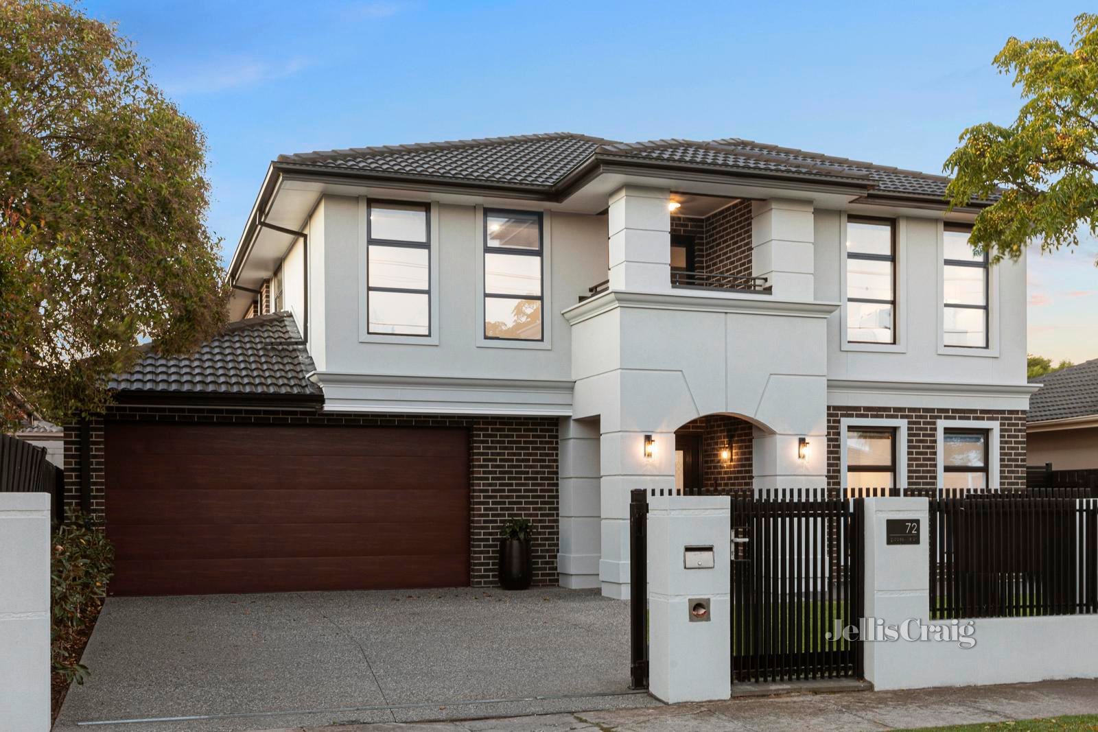 72 Gladesville Drive, Bentleigh East image 1