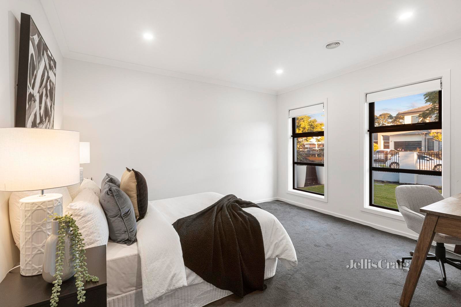 72 Gladesville Drive, Bentleigh East image 9