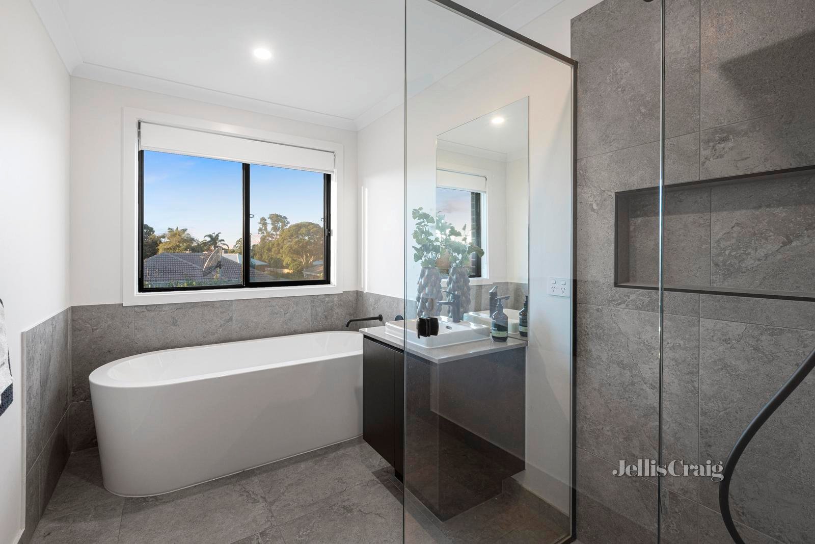 72 Gladesville Drive, Bentleigh East image 17