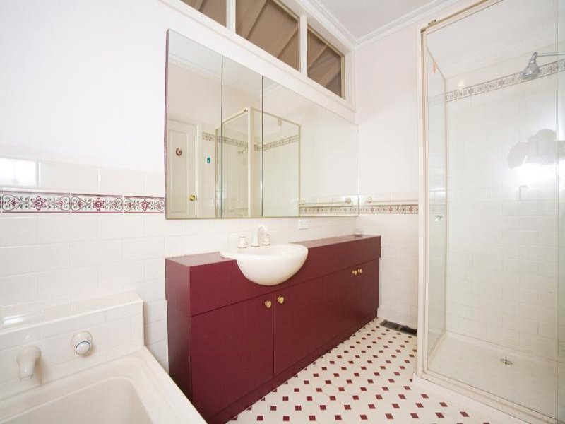 72 Kenmare Street, Mont Albert image 6