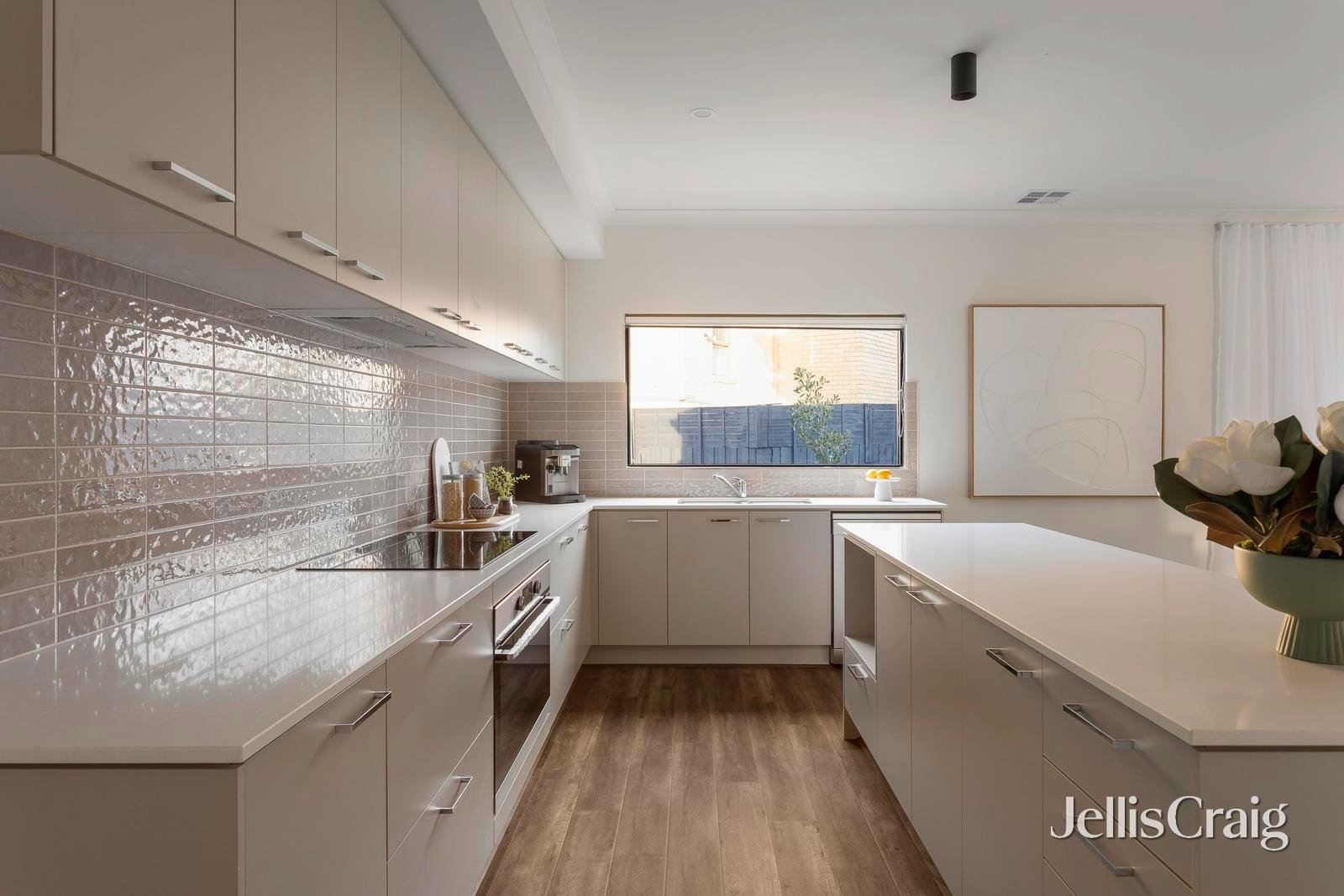 72 Kenmare Street, Watsonia image 5