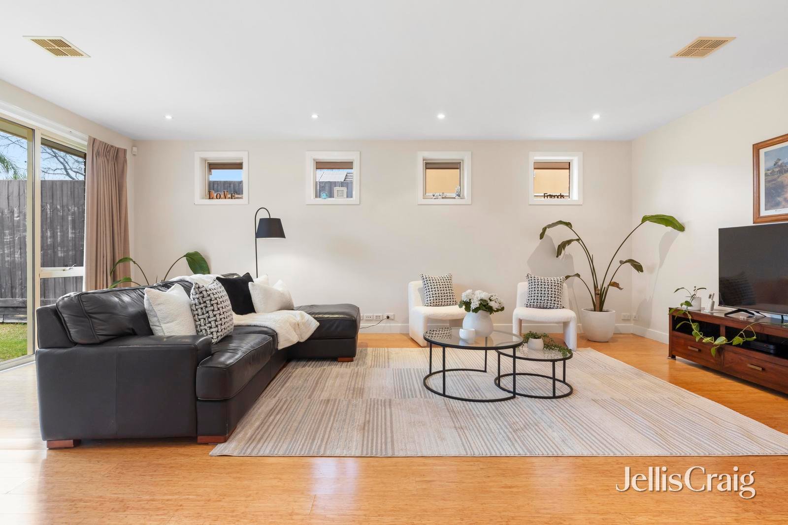 72 Leeds Road, Mount&nbsp;Waverley image 5