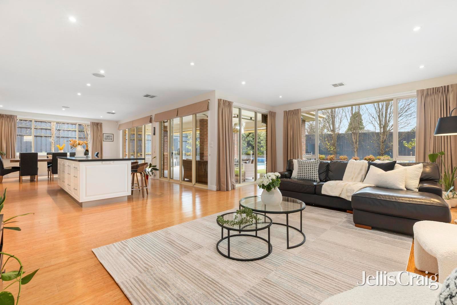 72 Leeds Road, Mount&nbsp;Waverley image 6
