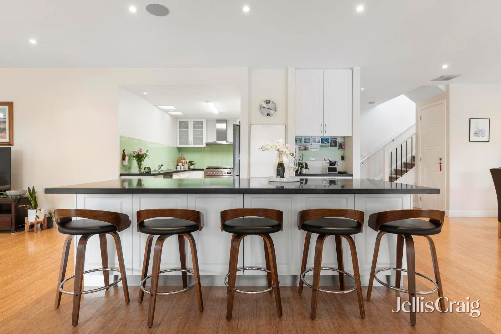 72 Leeds Road, Mount&nbsp;Waverley image 8