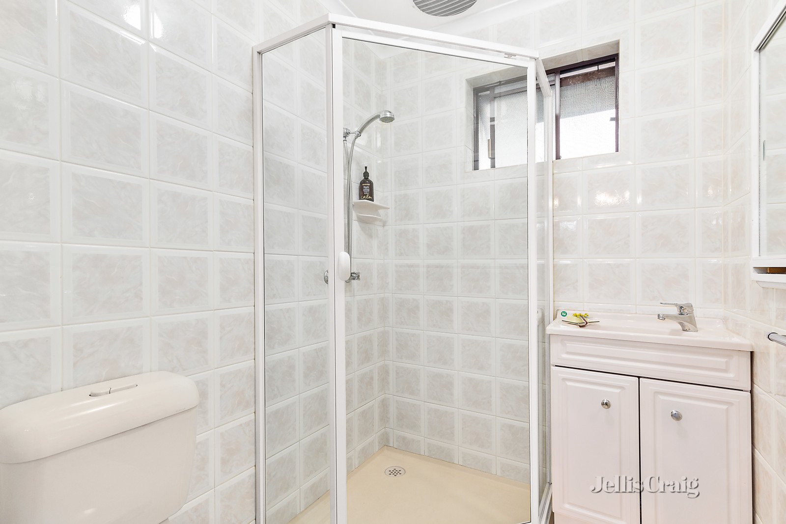 72 Livingstone Road, Eltham image 9