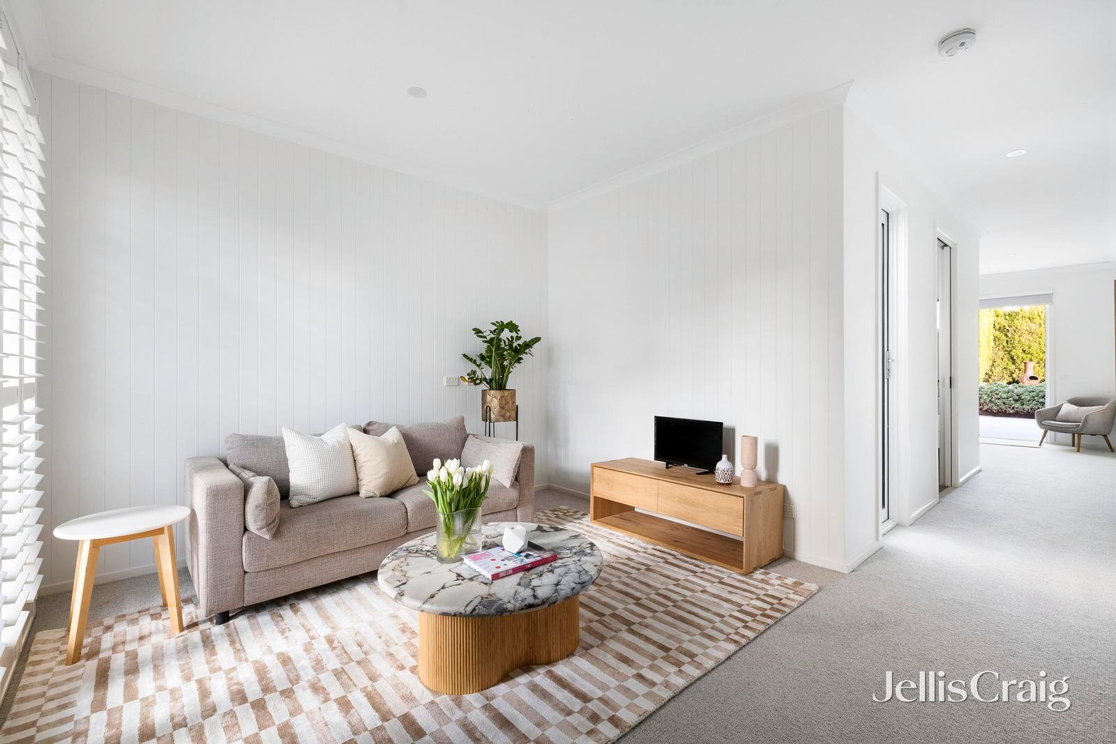 72 Ludstone Street, Hampton image 13
