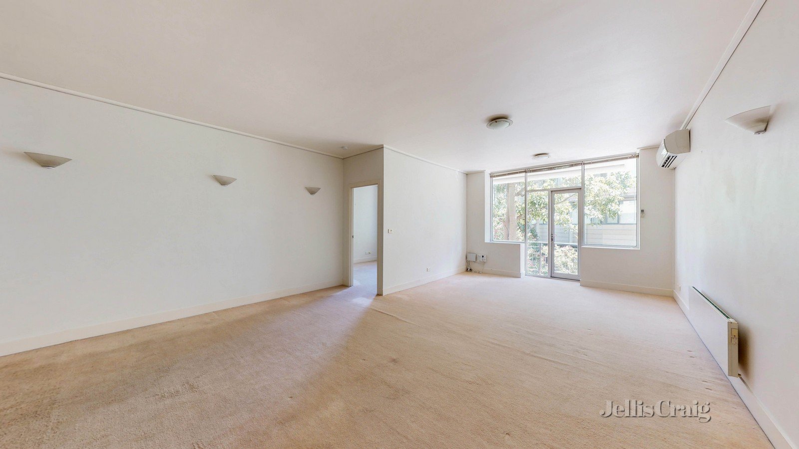 7/2 MacArthur Road, Parkville image 1