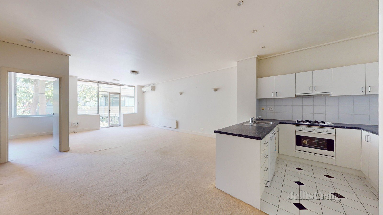 7/2 MacArthur Road, Parkville image 7